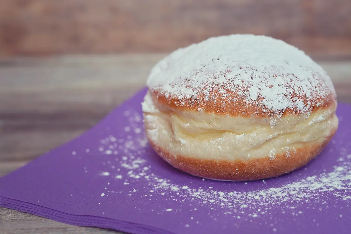 buttermilk donut calories